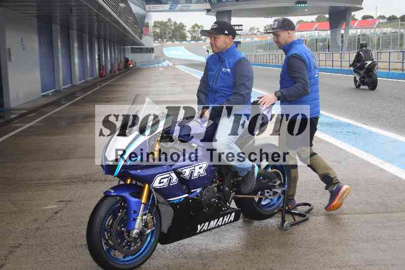 /Archiv-2025/01 24.-27.01.2025 Moto Center Thun Jerez/Team APRECO